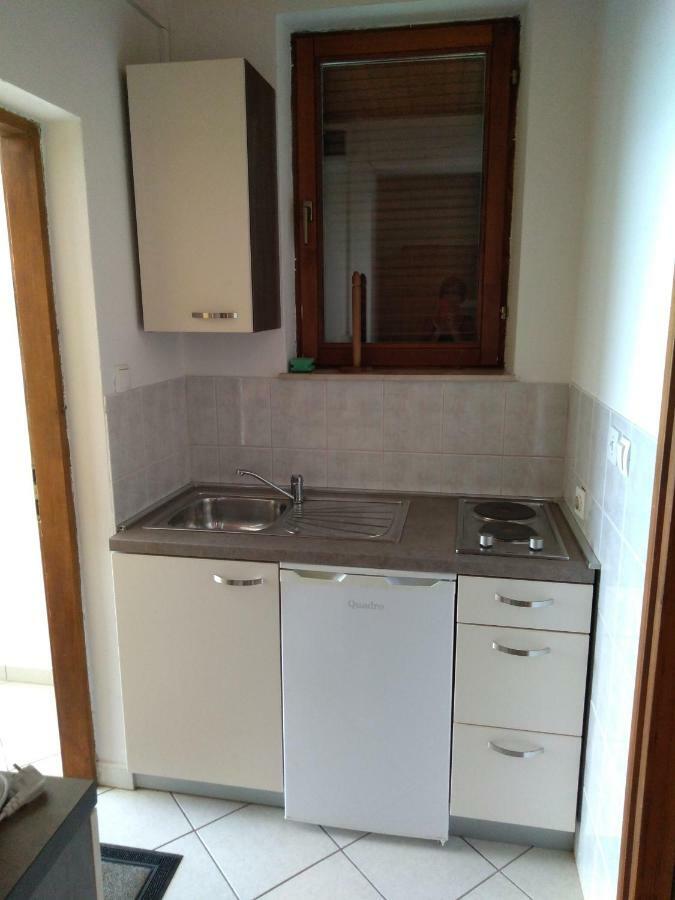 Apartman Larus Стариград-Пакленица Экстерьер фото